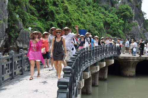 “Không nên lệ thuộc vào bất kỳ thị trường khách du lịch nào”