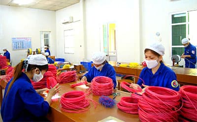 Hóa giải thách thức để phát triển