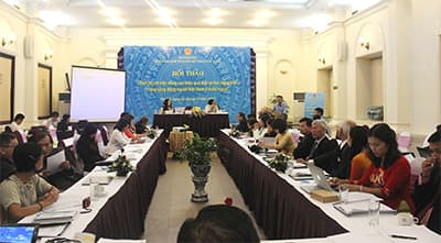 Tạo đòn bẩy thúc đẩy Việt kiều học tiếng Việt