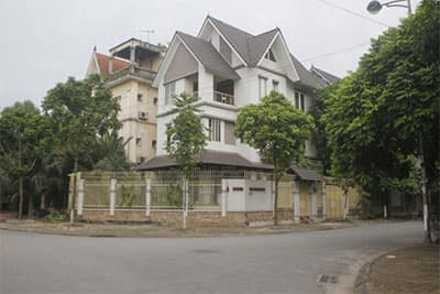 Tâm lý chờ đợi bao trùm thị trường địa ốc