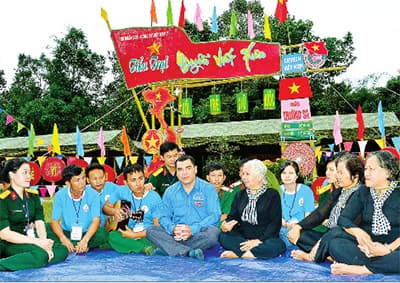 Viết tiếp hào khí miền Đông