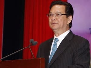 Thủ tướng đề nghị Hải Phòng gỡ khó cho các doanh nghiệp