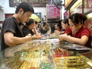 Giá vàng SJC giảm 30.000 - 80.000 đồng mỗi lượng