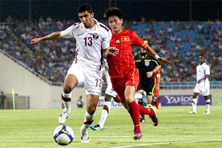 HLV Nguyễn Văn Sỹ dẫn dắt ĐTQG tại vòng loại Asian Cup 2015
