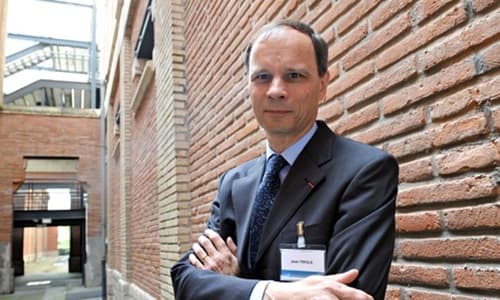 Giải Nobel Kinh tế 2014 thuộc về Giáo sư người Pháp