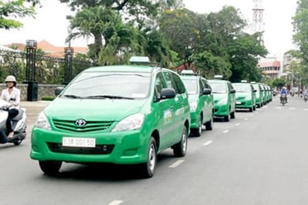 Giá cước vận tải tắc-xi tăng nhẹ