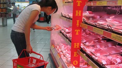 Lượng hàng Tết lưu chuyển tăng 18-20% ở Hà Nội