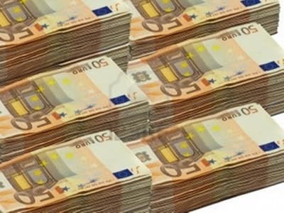 Yếu tố Hy Lạp và Eurozone khiến đồng euro giảm nhẹ