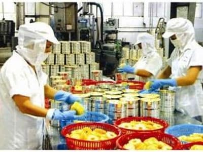 Nhiều khó khăn “níu chân” doanh nghiệp xuất khẩu