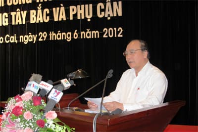 Tăng cường phối hợp giữa các lực lượng trong nước và nước bạn
