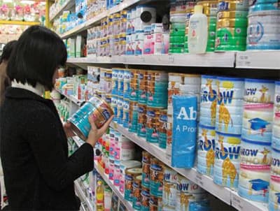 Doanh nghiệp sữa thay mẫu mã, bao bì: Lý do nào để tăng giá?