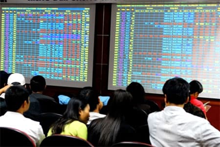 Diễn biến kinh tế chưa tác động nhiều đến thị trường chứng khoán?