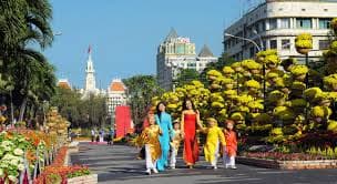 Phân luồng giao thông phục vụ đường hoa Nguyễn Huệ - Tết Bính Thân 2016