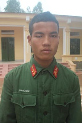 Kết nạp Đảng đúng ngày khai mạc Đại hội