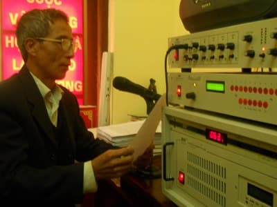 Hơn 30 năm gắn bó với nghề phát thanh