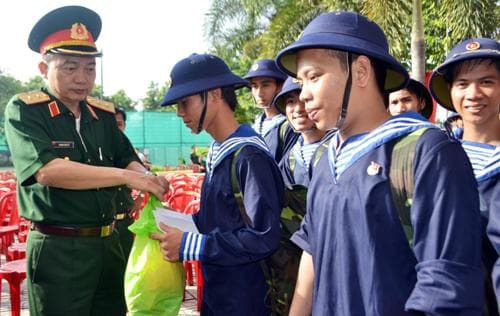 Tuyển chắc, chăm lo hậu phương tốt