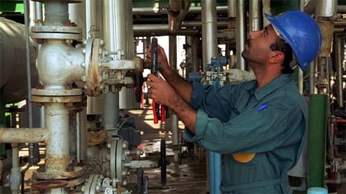 Các cường quốc dầu mỏ họp kín bàn cách ứng phó với giá dầu