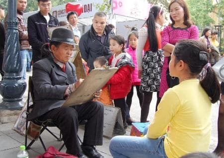 Ký họa chân dung-nét đẹp đầu Xuân
