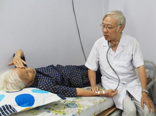 Phòng khám từ thiện của những thầy thuốc cựu chiến binh