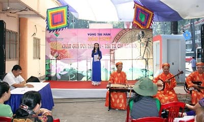 Vun đắp tình yêu với làn điệu quê hương