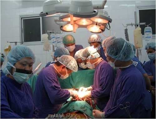 Những lương y "đi trước, về sau"