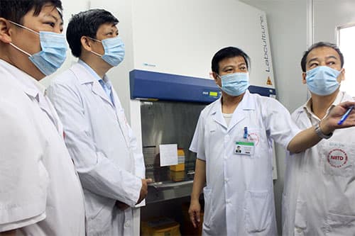 Lo ngại vi-rút Zika khi dịch sốt xuất huyết vẫn diễn biến phức tạp