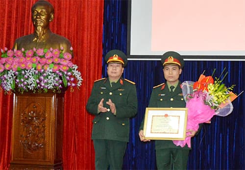 Nhặt được của rơi, trả người đánh mất