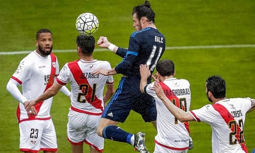 Vòng 35 La Liga: Real thắng nhọc Vallecano