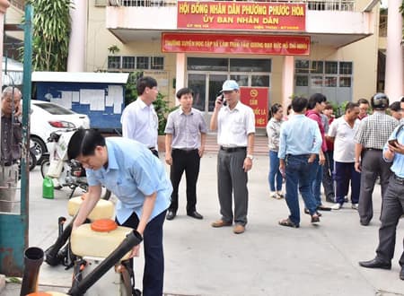 Bộ Y tế tăng cường kiểm tra phòng, chống dịch bệnh do vi-rút Zika và sốt xuất huyết