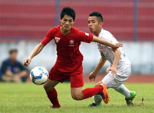 Tiền vệ Lê Xuân Hùng: “Anh hùng” thời loạn