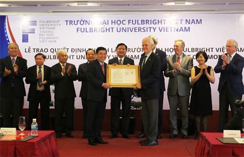 Trao quyết định thành lập Trường Đại học Fulbright Việt Nam