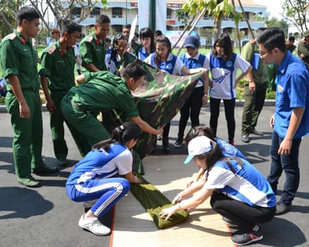 Rèn luyện đoàn viên, tạo nguồn phát triển Đảng