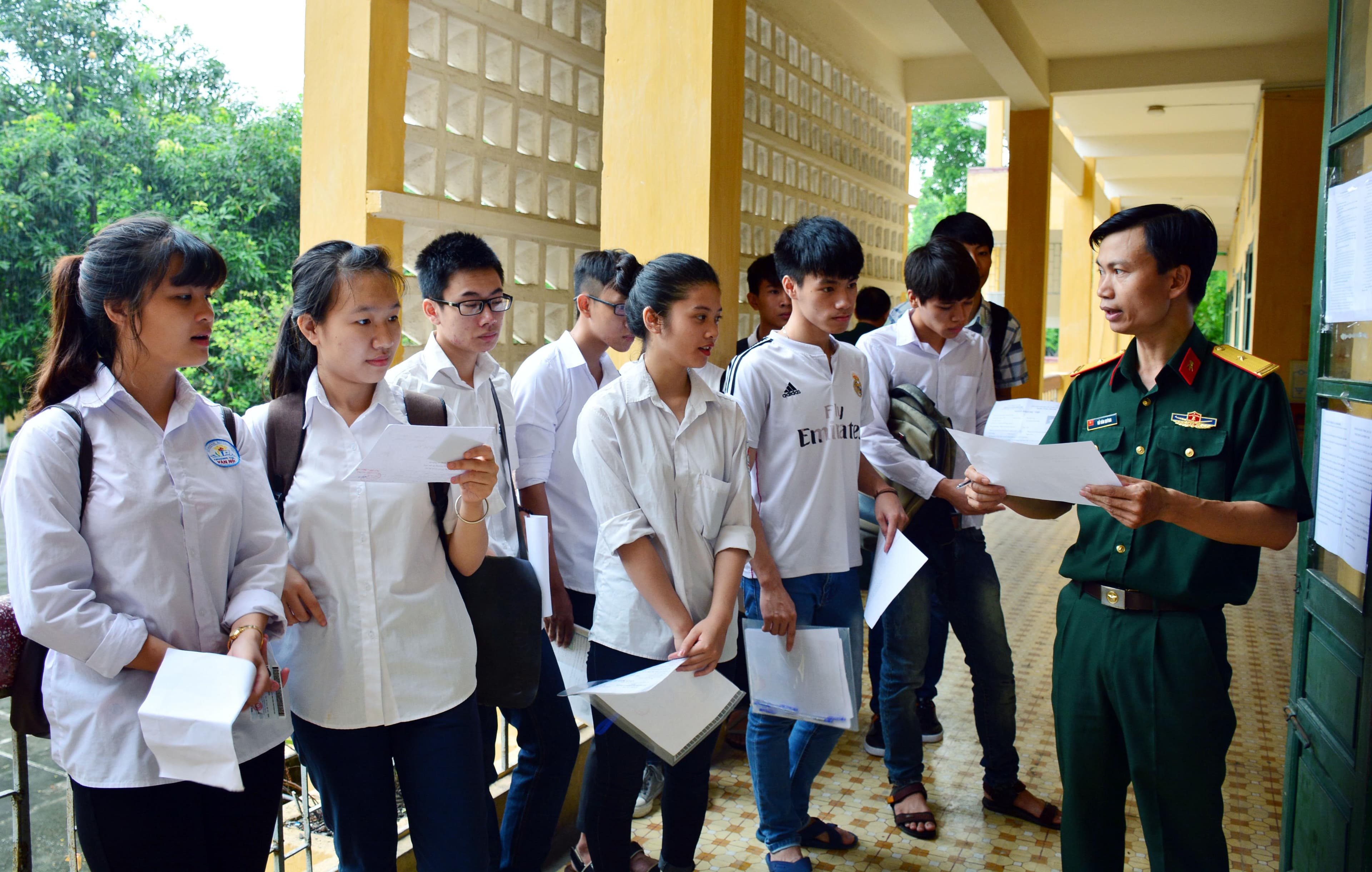 Hôm nay (1-7), ngày thi đầu tiên của Kỳ thi THPT quốc gia năm 2016: Có 98,22% thí sinh làm thủ tục dự thi