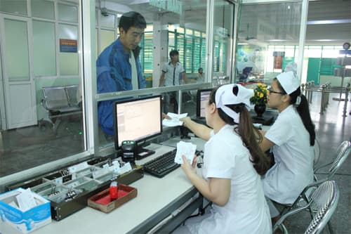 Tạo sự bình đẳng, tăng hấp dẫn của bảo hiểm y tế