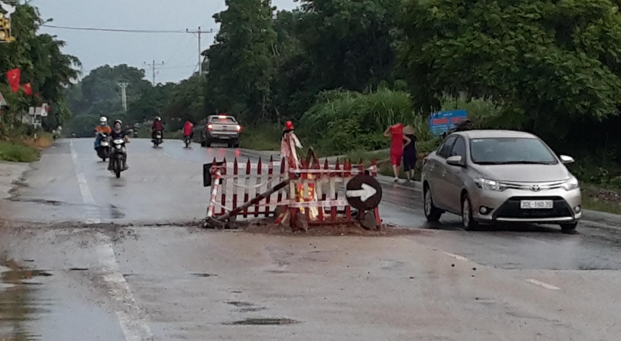 Kịp thời khắc phục khu vực sạt lở