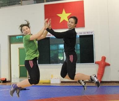 Tranh thủ từng phút, từng giờ