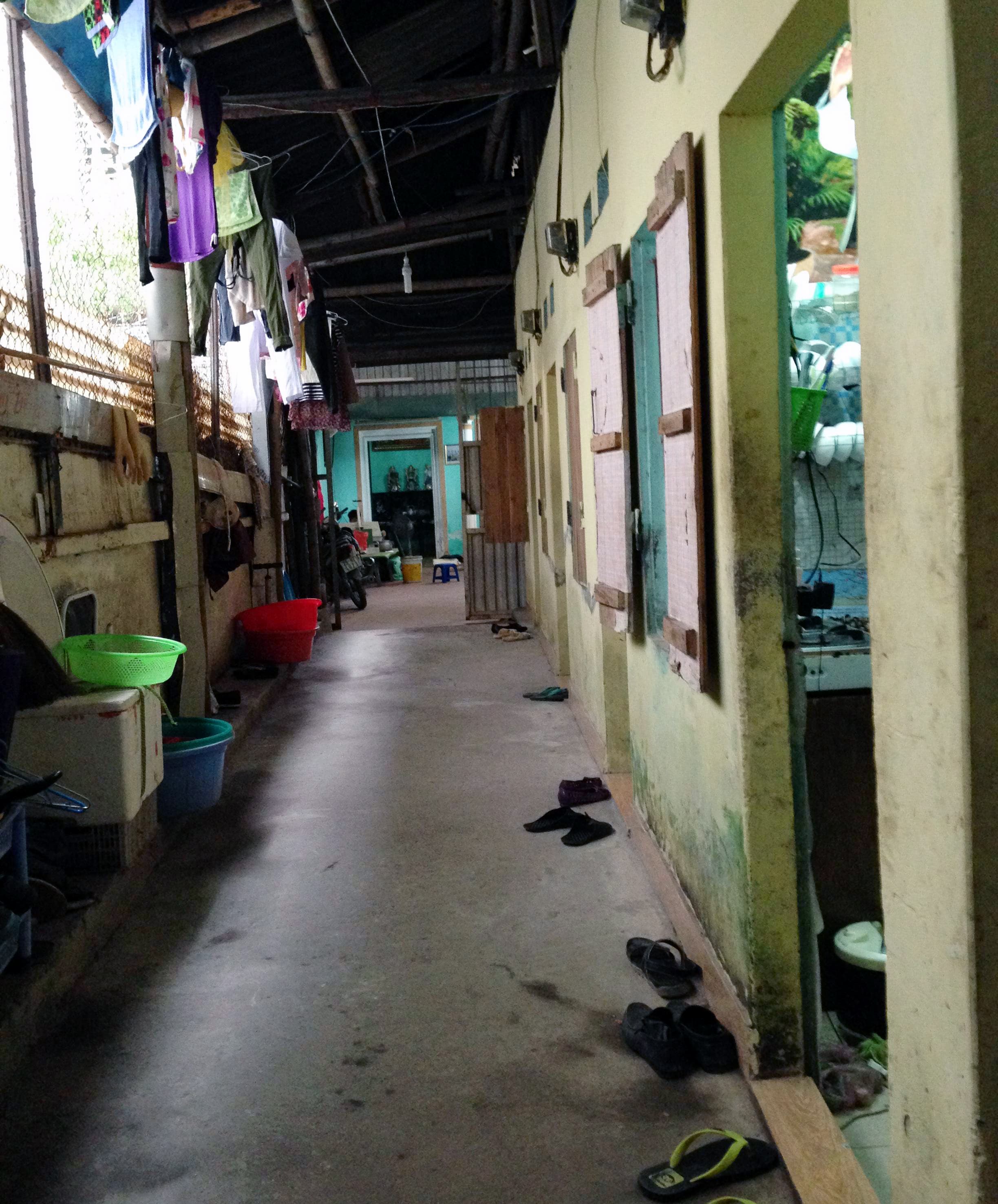 Sinh viên gian nan thuê nhà trọ