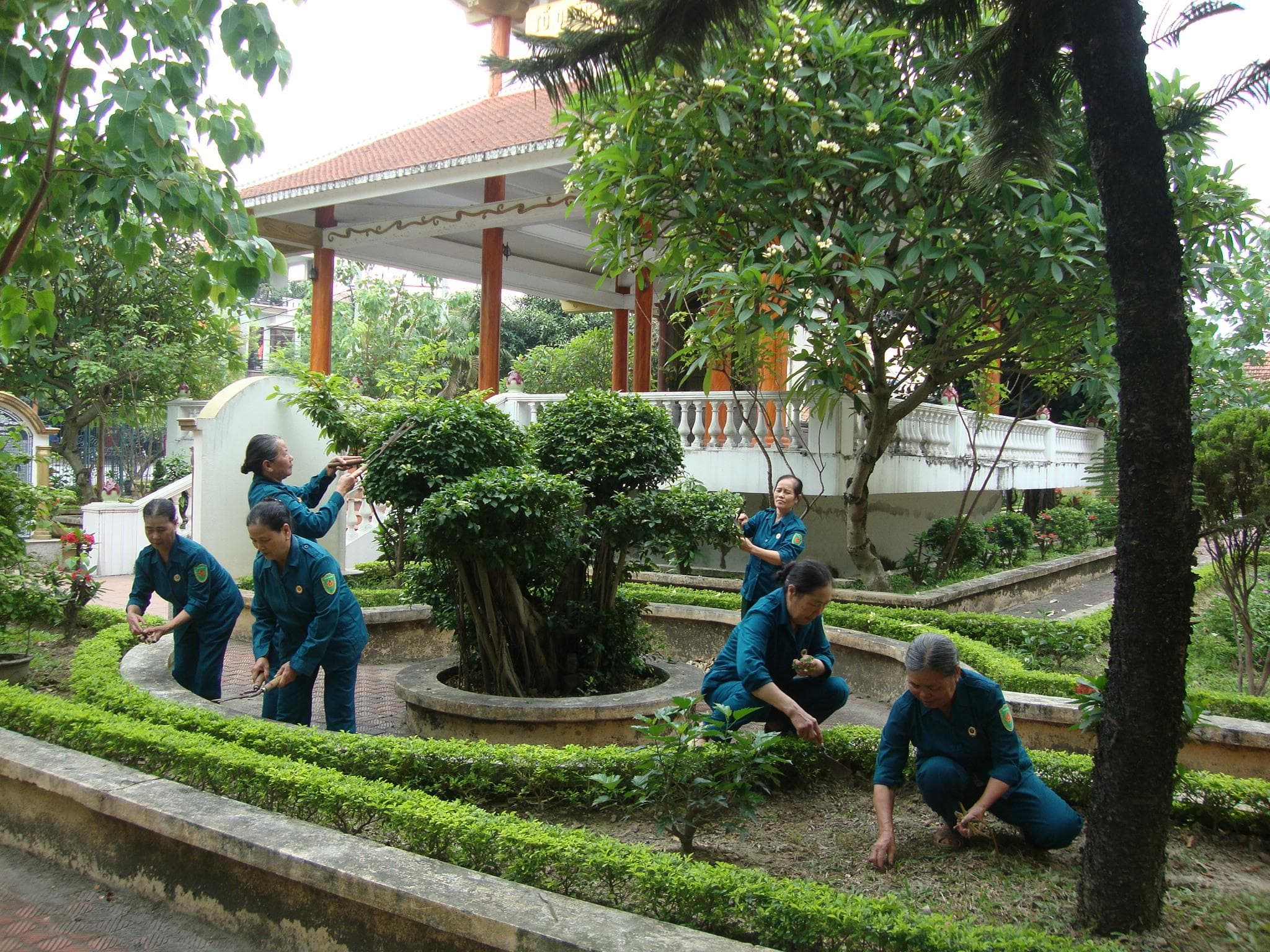 Các chị đang tiếp lửa truyền thống