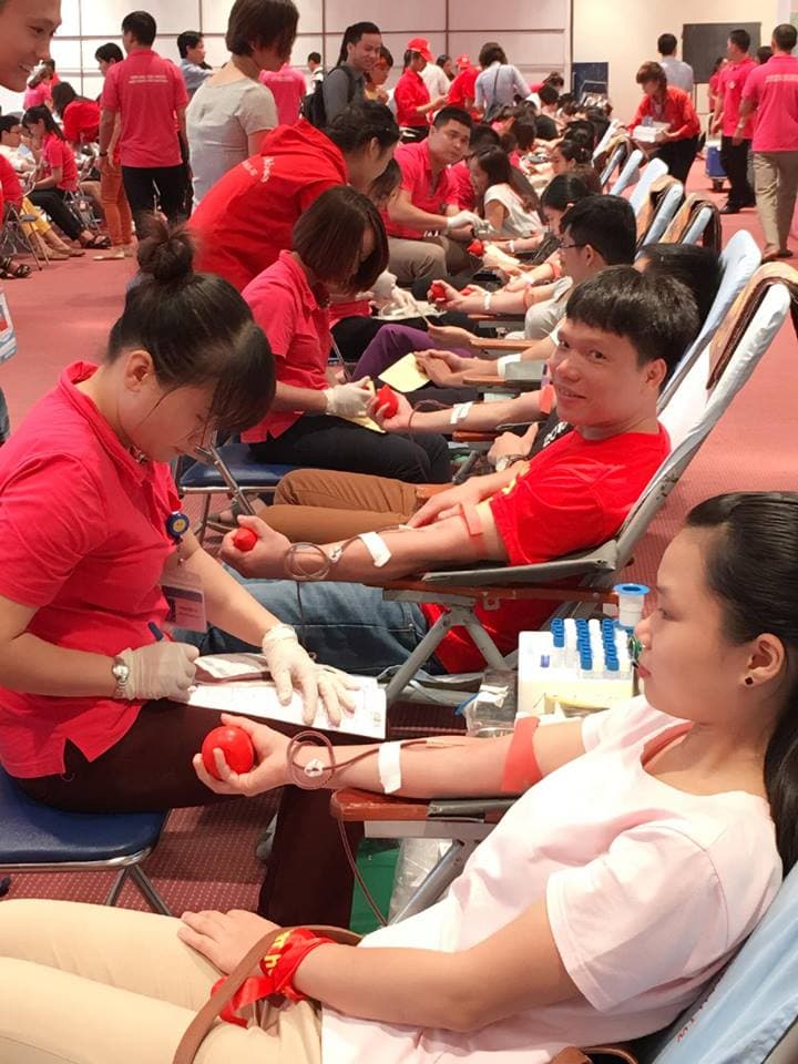 Khai mạc ngày hội hiến máu "Giọt hồng tri ân"