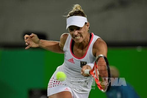 Kerber đối đầu Puig ở chung kết quần vợt đơn nữ