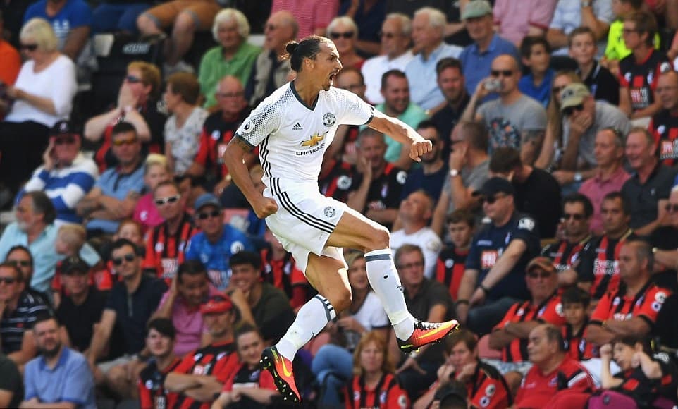 Zlatan Ibrahimovic lập kỷ lục hiếm thấy