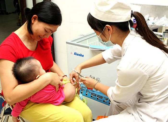 Việt Nam là nước có tỷ lệ nhiễm vi-rút viêm gan B và C cao