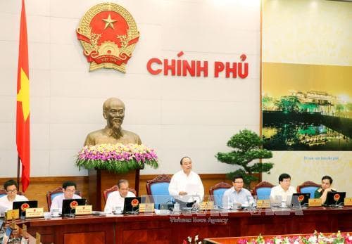 Thủ tướng Nguyễn Xuân Phúc: Niềm tin của doanh nghiệp và thị trường được khôi phục