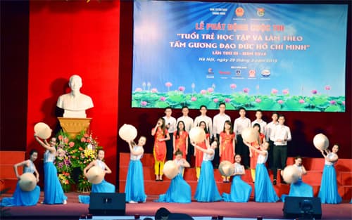 Đẩy mạnh giáo dục lý tưởng cách mạng, đạo đức, lối sống cho học sinh, sinh viên