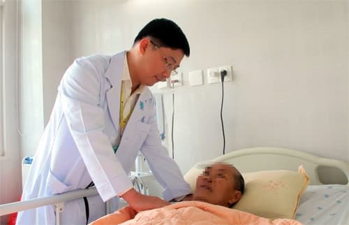 Điều trị thành công bệnh u não vùng sàn sọ