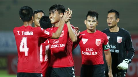 Thua Long An, Viettel lỡ hẹn với V-League 2017