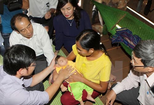 Bộ Y tế thông báo về trường hợp trẻ đầu nhỏ nghi do virus Zika đầu tiên tại Việt Nam