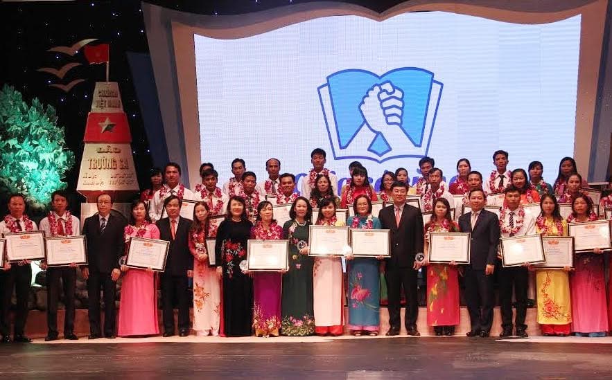 Tuyên dương 42 giáo viên tiêu biểu tại các huyện, xã đảo