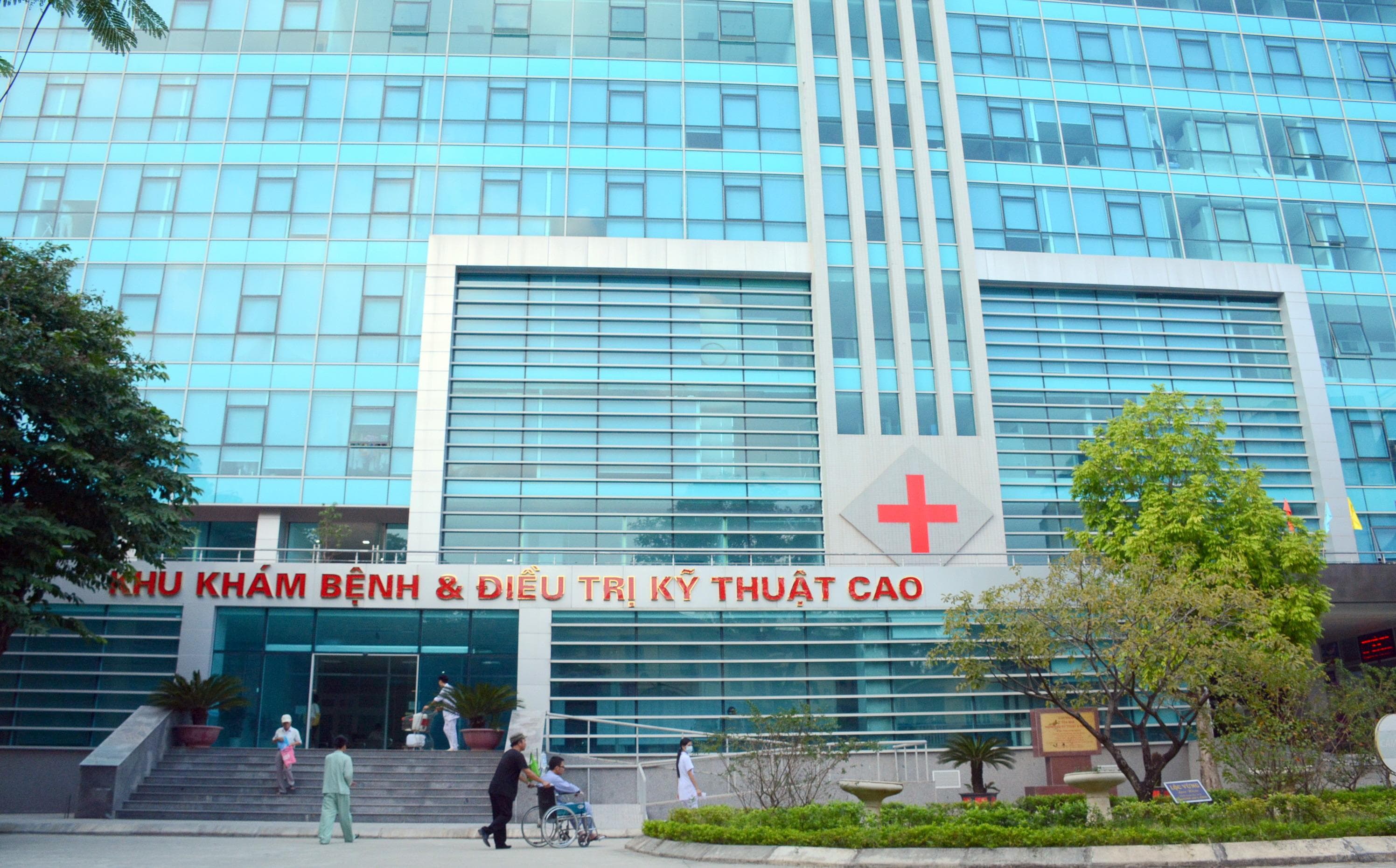 "Khéo ăn thì no, khéo co thì ấm"