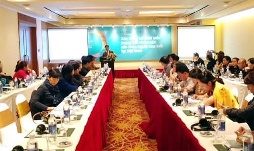 Phát triển mạng lưới chăm sóc sức khỏe người cao tuổi tại Việt Nam